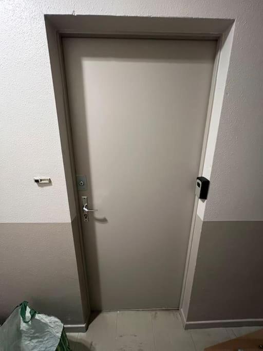 Super Studio En Face De La Gare De Mulhouse Apartment Exterior photo